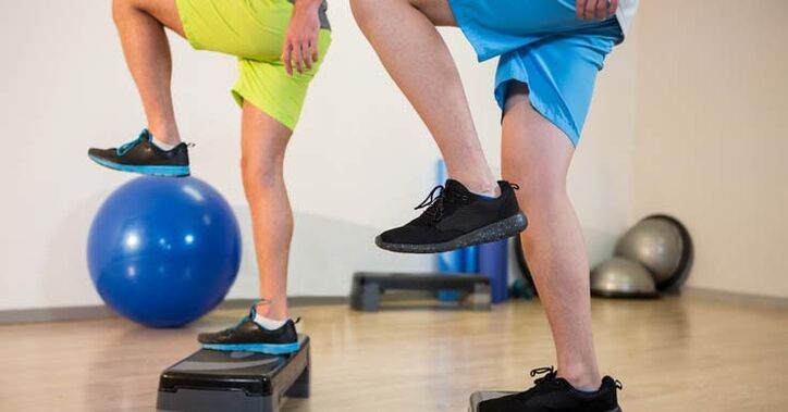 משחק ספורט כדי להגביר את העוצמה באופן טבעי